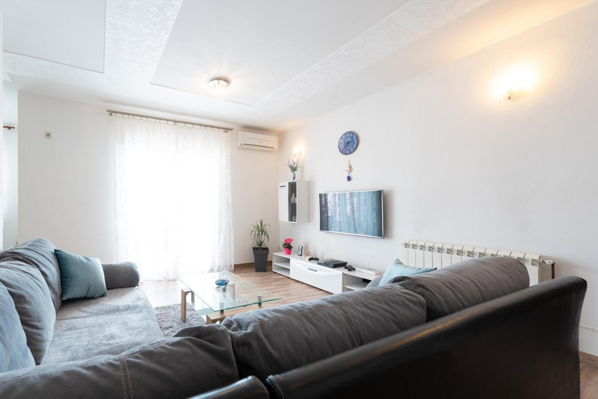 Luxury Apartment With Garden Jacuzzi And Wellness Trogir Exterior foto